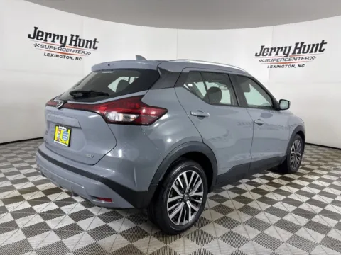 More photos of 2021 Nissan Kicks SV at Jerry Hunt Supercenter - Salisbury, NC