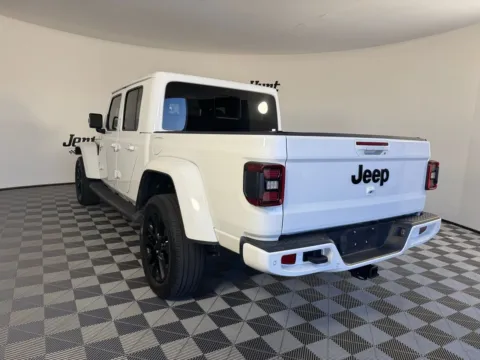 More photos of 2021 Jeep Gladiator High Altitude at Jerry Hunt Supercenter - Salisbury, NC