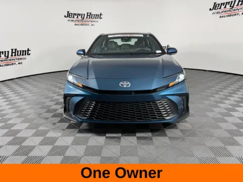 More photos of 2025 Toyota Camry SE at Jerry Hunt Supercenter - Salisbury, NC