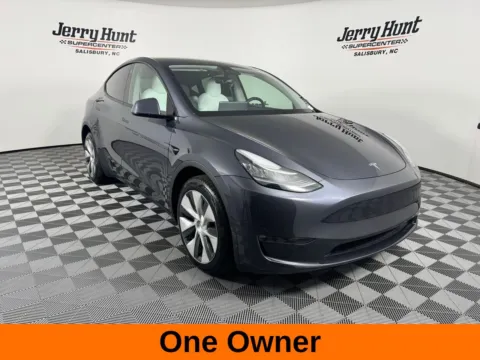 More photos of 2023 Tesla Model Y Long Range at Jerry Hunt Supercenter - Salisbury, NC