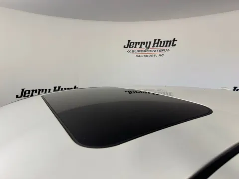 More photos of 2024 Nissan Altima 2.5 SR at Jerry Hunt Supercenter - Salisbury, NC