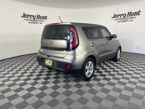 More photos of 2018 Kia Soul at Jerry Hunt Supercenter - Salisbury, NC