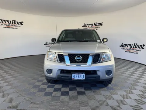 More photos of 2017 Nissan Frontier SV at Jerry Hunt Supercenter - Salisbury, NC