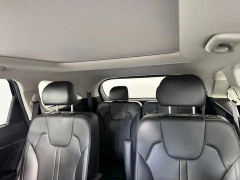 More photos of 2023 Kia Sorento SX at Jerry Hunt Supercenter - Salisbury, NC