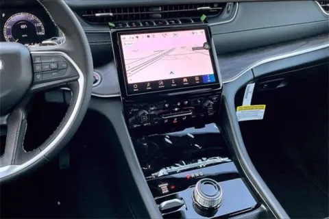 More photos of 2025 Jeep Grand Cherokee Limited 4x4 at I-10 Chrysler Dodge Jeep Ram, CA