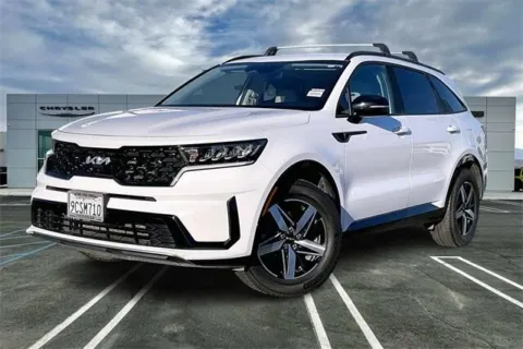 White 2022 Kia Sorento S for sale in Indio, CA