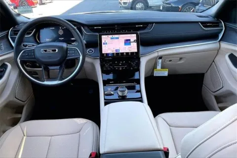 More photos of 2025 Jeep Grand Cherokee Limited 4x4 at I-10 Chrysler Dodge Jeep Ram, CA