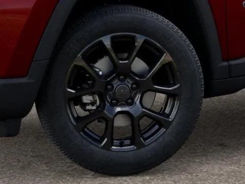 More photos of 2026 Jeep Compass Latitude Altitude 4x4 at I-10 Chrysler Dodge Jeep Ram, CA