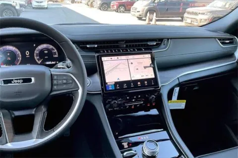 More photos of 2025 Jeep Grand Cherokee Limited 4x4 at I-10 Chrysler Dodge Jeep Ram, CA