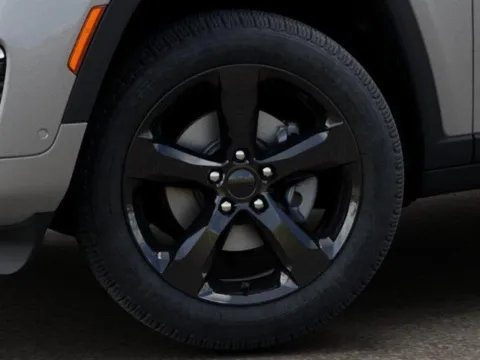 More photos of 2025 Jeep Grand Cherokee Limited 4x4 at I-10 Chrysler Dodge Jeep Ram, CA