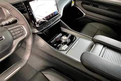 More photos of 2026 Jeep Grand Wagoneer L Limited Reserve 4x4 at I-10 Chrysler Dodge Jeep Ram, CA