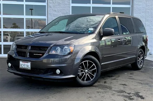 2017 Dodge Grand Caravan GT's photo