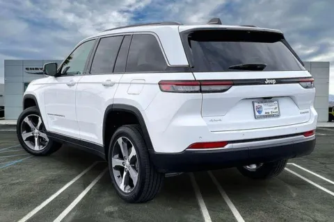 Photos of 2026 Jeep Grand Cherokee Limited 4x4 for sale in Indio, CA at I-10 Chrysler Dodge Jeep Ram