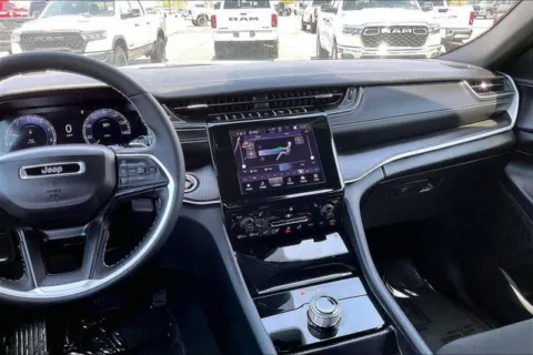 More photos of 2025 Jeep Grand Cherokee L Laredo at I-10 Chrysler Dodge Jeep Ram, CA