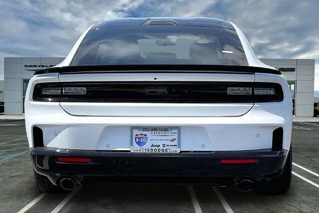 Dodge Charger photo 3