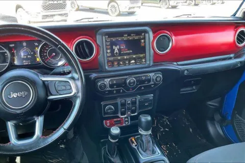 More photos of 2021 Jeep Gladiator Rubicon at I-10 Chrysler Dodge Jeep Ram, CA