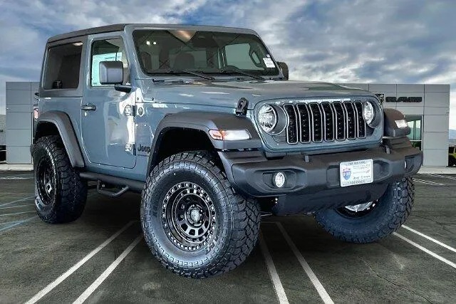 Jeep Wrangler photo 14
