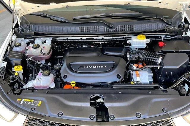 Chrysler Pacifica photo 9
