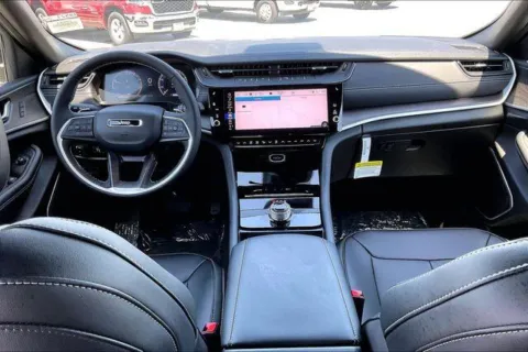 More photos of 2026 Jeep Grand Cherokee Limited 4x2 at I-10 Chrysler Dodge Jeep Ram, CA