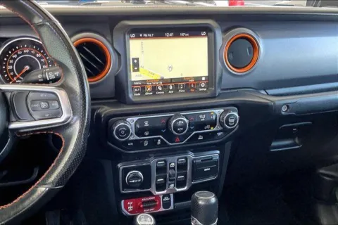 More photos of 2023 Jeep Gladiator Mojave at I-10 Chrysler Dodge Jeep Ram, CA
