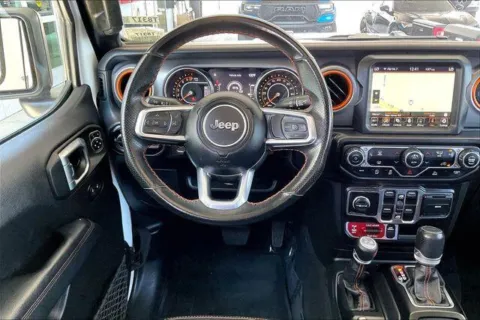 More photos of 2023 Jeep Gladiator Mojave at I-10 Chrysler Dodge Jeep Ram, CA