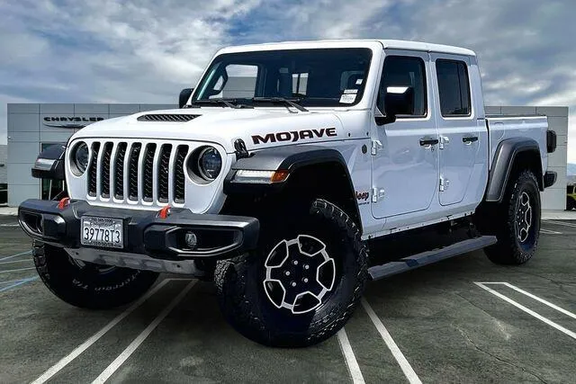 White 2023 Jeep Gladiator Mojave for sale in Indio, CA