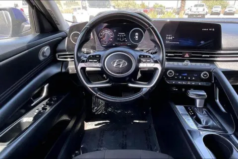 More photos of 2023 Hyundai Elantra SEL at I-10 Chrysler Dodge Jeep Ram, CA