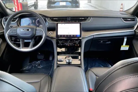 More photos of 2025 Jeep Grand Cherokee Limited 4x4 at I-10 Chrysler Dodge Jeep Ram, CA