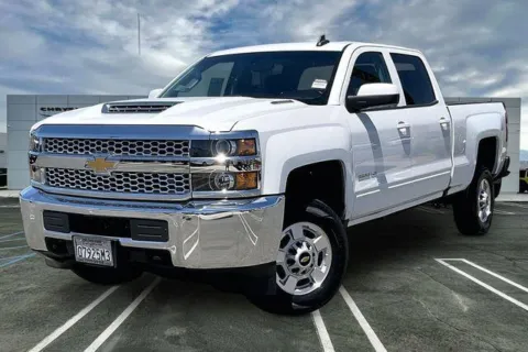 White 2019 Chevrolet Silverado 2500HD LT for sale in Indio, CA