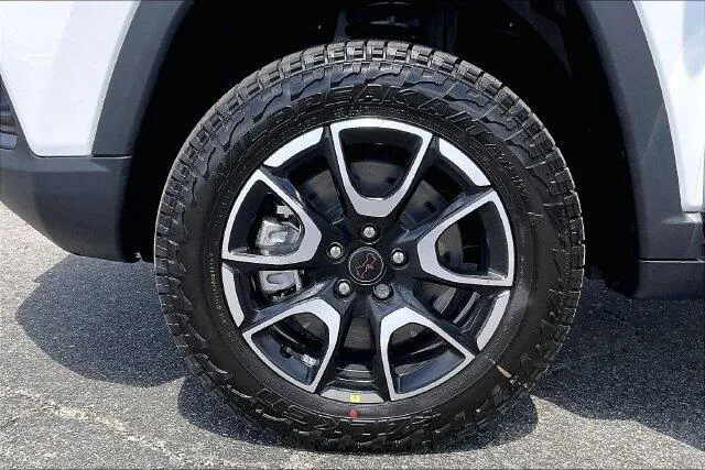 Jeep Compass photo 10