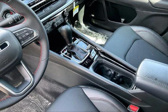 Jeep Compass photo 7
