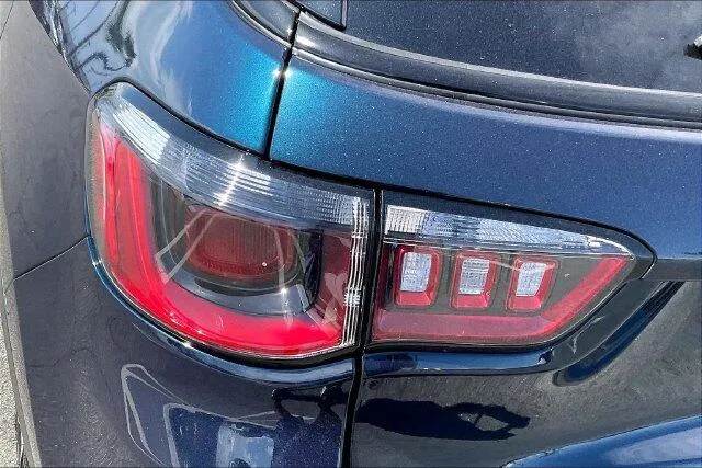 Jeep Compass photo 12