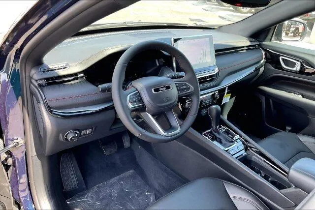 Jeep Compass photo 6