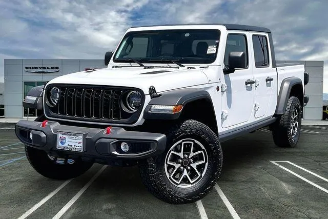 White 2024 Jeep Gladiator Rubicon for sale in Indio, CA