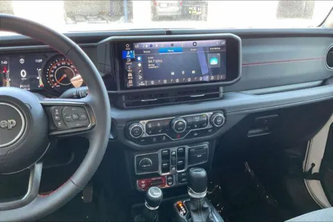 More photos of 2024 Jeep Gladiator Rubicon at I-10 Chrysler Dodge Jeep Ram, CA