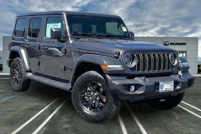 Jeep Wrangler photo 14