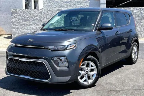 Gray 2021 Kia Soul S for sale in Indio, CA
