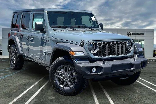 Jeep Wrangler photo 14