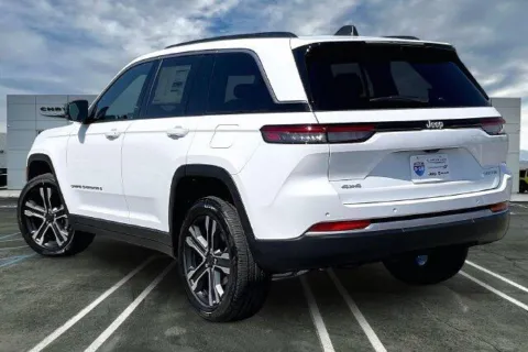 Photos of 2027 Jeep Grand Cherokee Limited 4x4 for sale in Indio, CA at I-10 Chrysler Dodge Jeep Ram