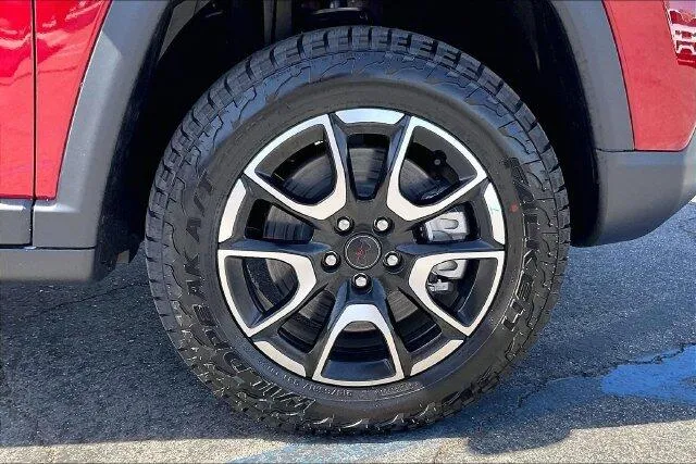 Jeep Compass photo 10