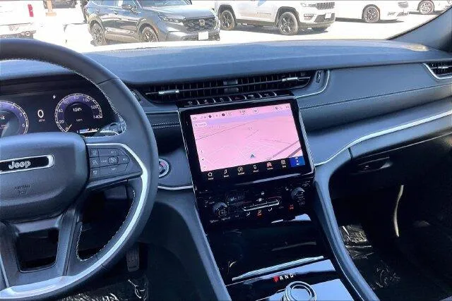 Jeep Grand Cherokee photo 5