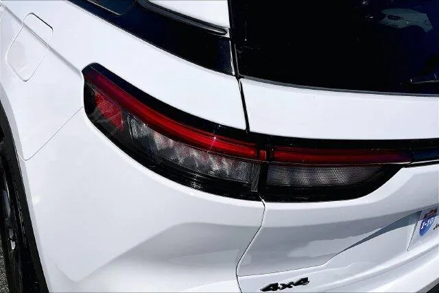 Jeep Grand Cherokee photo 12