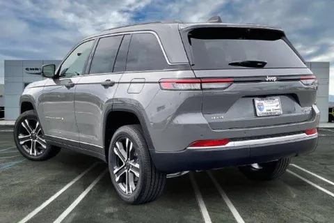 Photos of 2027 Jeep Grand Cherokee Limited 4x4 for sale in Indio, CA at I-10 Chrysler Dodge Jeep Ram