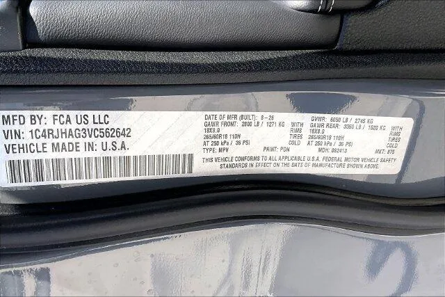 Jeep Grand Cherokee photo 15
