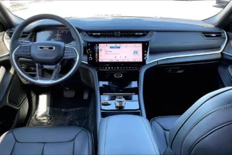 More photos of 2027 Jeep Grand Cherokee Limited 4x4 at I-10 Chrysler Dodge Jeep Ram, CA