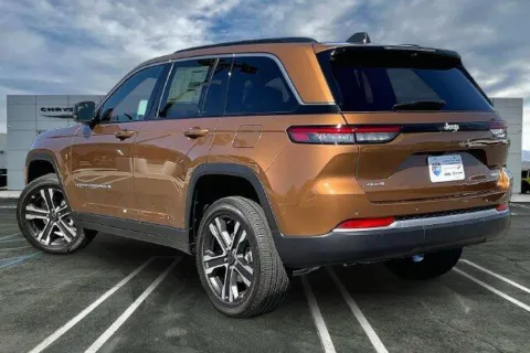 Photos of 2027 Jeep Grand Cherokee Limited 4x4 for sale in Indio, CA at I-10 Chrysler Dodge Jeep Ram