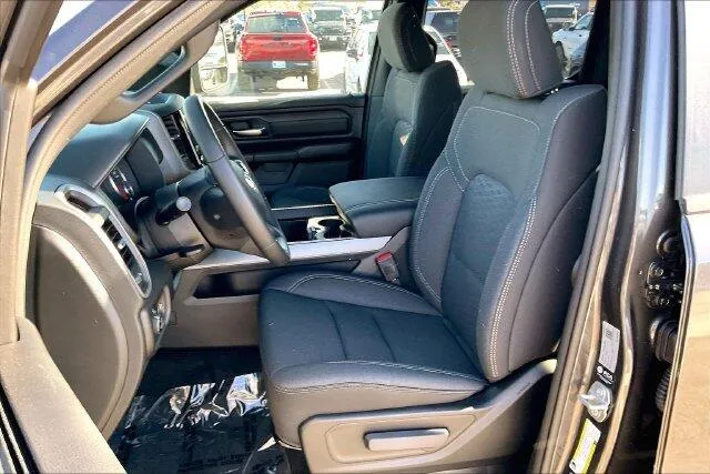 Ram 1500 photo 8