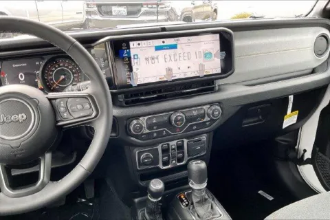 More photos of 2027 Jeep Wrangler 4-door California Edition at I-10 Chrysler Dodge Jeep Ram, CA
