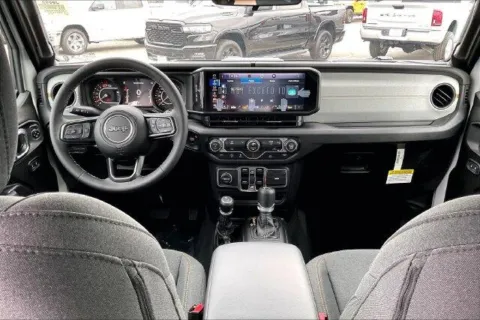 More photos of 2027 Jeep Wrangler 4-door California Edition at I-10 Chrysler Dodge Jeep Ram, CA