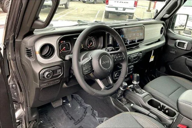 Jeep Wrangler photo 6